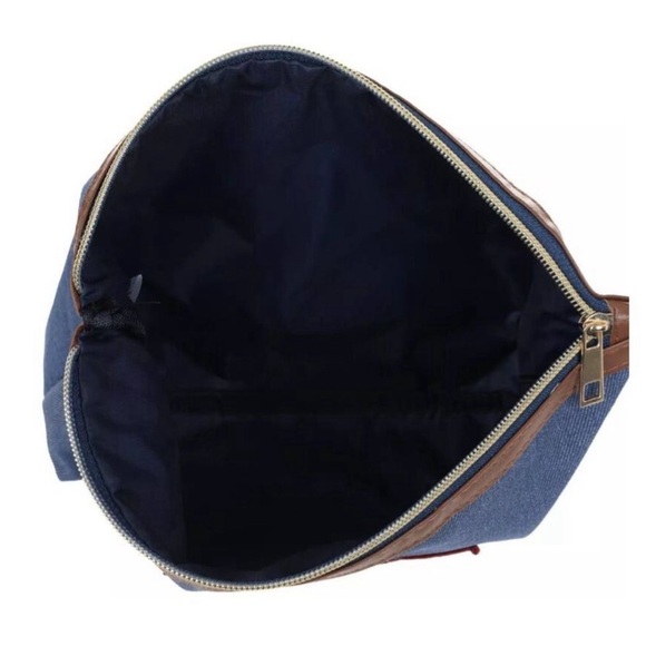 NWT True Religion cosmetic Bag with Cardholder & keychain - Picture 4 of 7